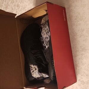 NIB New Balance Sneakers size 10